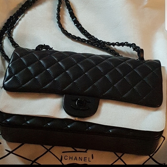 Handbags - Beautiful Leather Bag